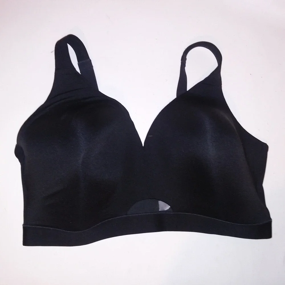 Cacique Bra 42F Lightly Lined No Wire Black Solid Wireless
